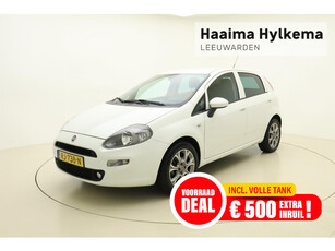 Fiat Punto Evo 0.9 TwinAir Sempre | Parkeersensoren achter | Airco | Navigatie | Lichtmetalen velgen | Getint glas | 5 deuren