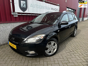 Kia Cee'd 1.4 CVVT Seven // Clima // Navi // Leder // Cruise control // Trekhaak