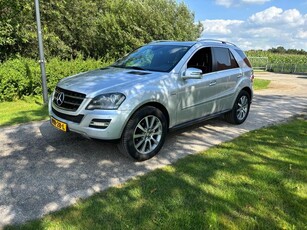 Mercedes-Benz M-klasse 300 CDI BlueEFFICIENCY Grand Edition