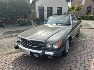 Mercedes-Benz SL-Klasse 560 SL