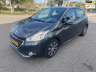 Peugeot 208 1.2 VTi Blue Lease / airco / cruise.control /