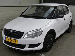 Skoda Fabia 1.2 TSI Arctic - 5deurs - Airco - Mooie auto!