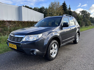 Subaru Forester 2.0 Luxury / AUTOMAAT / 4WD / AIRCO / CRUISE / YOUNGTIMER