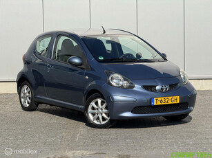 Toyota Aygo 1.0 * Heel netjes! * AIRCO * ELEK. RAMEN