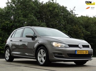 Volkswagen Golf 1.2 TSI Highline - STOELVERWARMING -