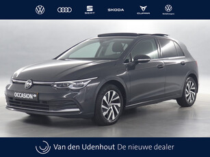 Volkswagen Golf 1.4 TSI eHybrid 204pk PHEV Style / Elektrisch verstelbare bestuurdersstoel / Panoramadak / Navigatie