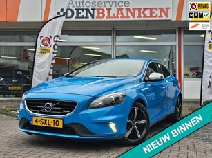 Volvo V40 1.6 T3 R-Design BJ.2014 / Navi / Xenon / Half