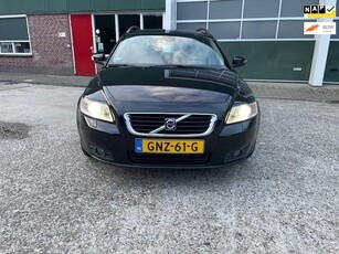 Volvo V50 Youngtimer 2.4 5 cyl. 140 pk Mom. Automaat / Leer