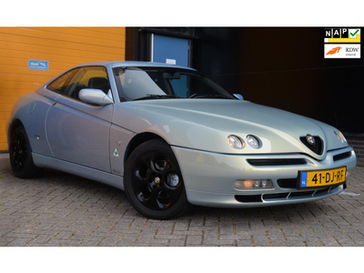 Alfa Romeo GTV 2.0 V6 Turbo / NAP / ZEER NETTE STAAT / Elek Pakket / Leder / Airco / Allu Velgen