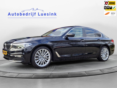 BMW 5-serie 540i Executive Dealeronderhouden Glazen Dak Rolzonneklep Zonwerend Glas Alarm III 19 Inch PDC Sfeerverlichting