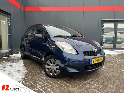 Toyota Yaris 1.3 VVTi Dynamic | 5DRS |