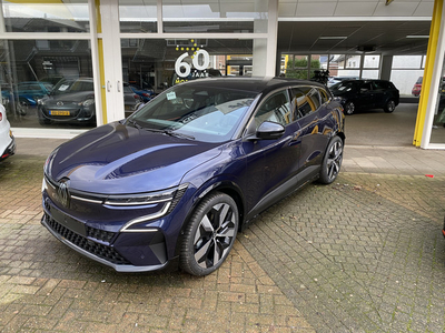 Renault Mégane E-Tech EV60 Optimum Charge Techno Navigatie Warmtepomp Leer 360Camera NIEUW IN ONZE SHOWROOM