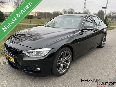 BMW 3-serie 318i Edition M Sport Shadow High Executive