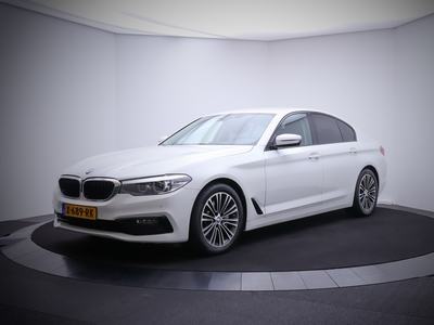 BMW 5-SERIE 530iA SPORT LINE High Edition LED/NAVI/CAMERA/DAKOTA LEDER/ELEK STOELEN+VERW./CRUISE/PDC V+A/LMV