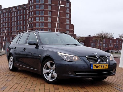 BMW 5-serie Touring 525i Exe 3.0 Lci Aut. Navi Leer Panodak