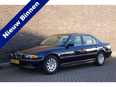 BMW 7-SERIE 735i Executive, navigatie, schuif/kanteldak, leder, keurige auto