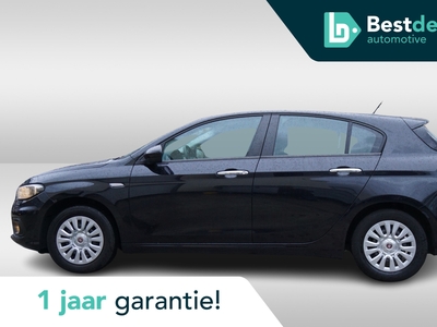 FIAT TIPO 1.4 Lounge | Camera | Navigatie | Cruise | PDC | Airco | LED |