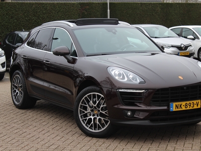 PORSCHE MACAN 3.0 D S / Trekhaak / Panoramadak / Camera / Leder / Bose / 20'' / Stuurverwarming / Keyless