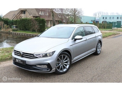 Volkswagen Passat 1.5 TSI DSG 3 x R-Line / Navi / Trekhaak