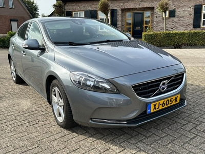 Volvo V40 2.0 D2 120pk Kinetic Automaat Navi/Lmv/Pdc/Ecc