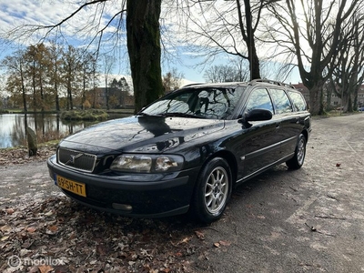 Volvo V70 2.4