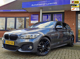 BMW 1-serie 118i Edition M Sport Shadow High Executive Black Edition Nederlands Dealeronderhouden (contract) Afneembare Trekhaak