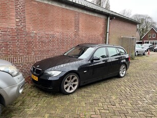 BMW 3-serie Touring 318I HIGH EXECUTIVE *MOTOR ROOKT*