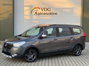 Dacia Lodgy 1.2 TCE 115pk Stepway 7p. / Navigatie / Parkeer camera / parkeer sensoren / cruise control / Airco