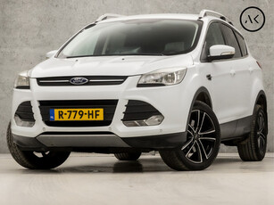 Ford Kuga 1.6 Titanium 4WD 183Pk Automaat (NAVIGATIE, BLUETOOTH, CRUISE, KEYLESS START, AIRCO, GETINT GLAS, ARMSTEUN, SPORTSTOELEN, LM VELGEN, PARKEERSENSOREN, STUURWIEL MULTIFUNCTIONEEL, NIEUWE APK, NIEUWSTAAT)