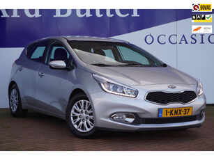 Kia Cee'd 1.6 GDI Business Pack+ecc+Full-Navigatie+Camera = ZEER LUXE !!