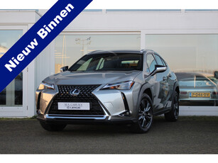 Lexus UX 250h Hybride Luxury Line I Leder I Groot navi I Fabrieksgarantie