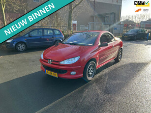 Peugeot 206 CC 1.6-16V MET VOL JAAR APK EN ECHT LEUKE AUTO