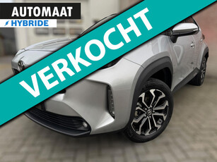 Toyota Yaris Cross 1.5 Hybrid Style met SAFETY PACK / PDC VOOR & ACHTER / CAMERA / VOORRUIT VERWARMD / STUUR & STOELVERW