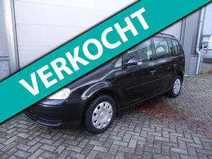 Volkswagen Touran 1.6 8V Business Airco ,Onderhoudsboekje