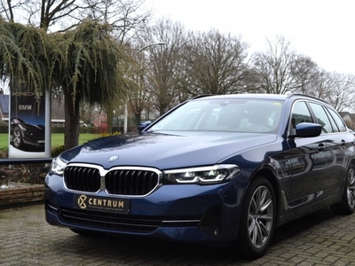 BMW 5-serie 530e Touring - Head Up Driving Assistant