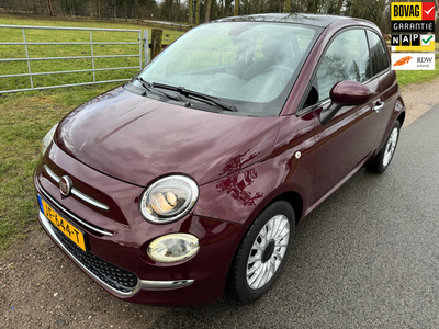 Fiat 500 1.2 Lounge keurig bijgehouden met navigatie en panoramadak