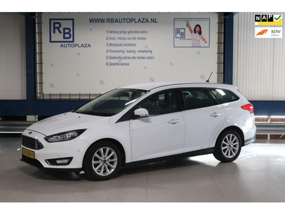 Ford Focus Wagon 1.0 ST-Line / 125 PK / Stoel verwarming / Inparkeer Functie ! ! !