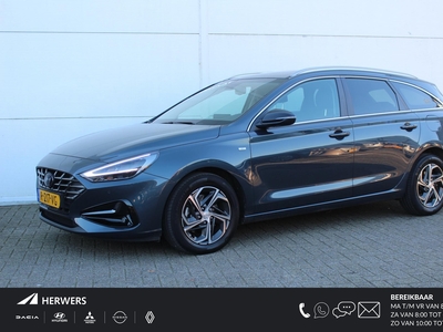 HYUNDAI I30 Wagon 1.5 T-GDi MHEV Premium AUTOMAAT / Navigatie + Apple Carplay/Android Auto / Climate Control / Lederen Bekleding / Stoelverwarming + Ventilatie / Keyless Entry & Start /