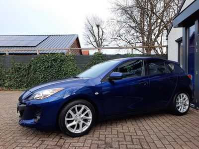 Mazda 3 1.6 Navigator Clima, Cruise, RVM