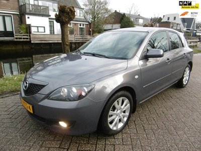 MAZDA 3 1.6 S-VT 105pk Executive 5-deurs Airco Trekhaak 1200kg