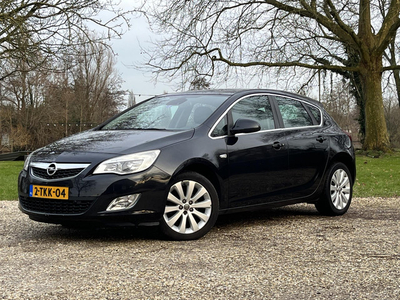 Opel Astra 1.4 140PK GT 5-drs, PDC *APK 30/4/2025*