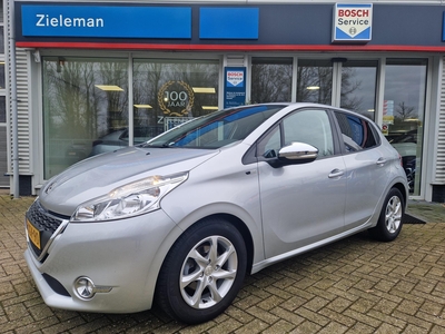 PEUGEOT 208 1.2 PureTech 82 pk Style ETG Automaat - Navigatie