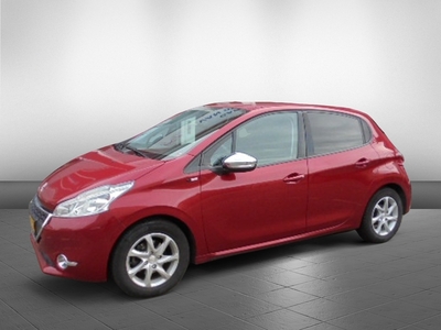 PEUGEOT 208 1.2 VTi Style