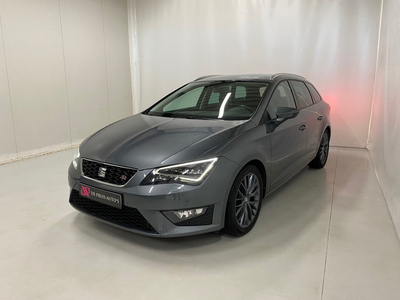 SEAT León ST 1.4 TSI 150PK FR Dynamic Navi LED Trekhaak 18 Inch