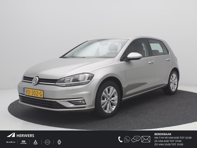 VOLKSWAGEN GOLF 1.0 TSI 110PK Comfortline / Navigatie / Cruise Control / Airco Climate Control / Stoelverwarming voor / LED dagrijverlichting / Apple CarPlay & Android Auto / Historie bekend /