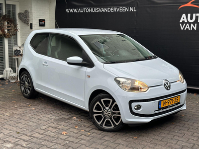 Volkswagen Up! 1.0 High Up! Ice Blue!! Cruise/PDC/Stoelverwarming/Navi/Airco