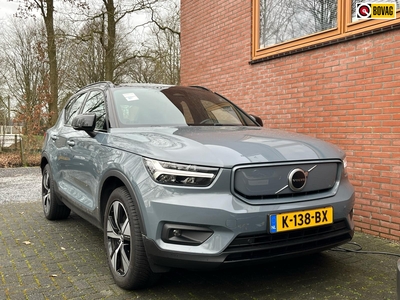 VOLVO XC40 Recharge P8 AWD R-Design | Pilot-assist | Schuif/kantel-dak | Warmtepomp | Trekhaak 1500kg | On-Call |