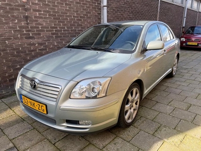 Toyota Avensis 2.0 16v VVT-i D4 Linea Sol (bj 2003)