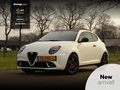 Alfa Romeo MiTo 0.9 TwinAir Akrapovic Leer Carbon Ed.