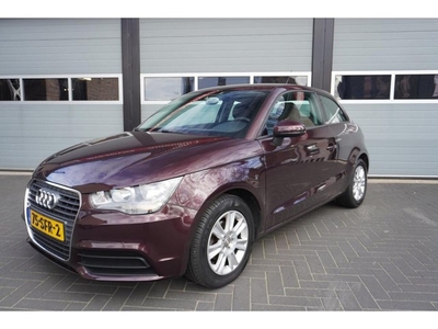 Audi A1 1.2 TFSI Attraction Pro Line Airco/CC/Trekhaak